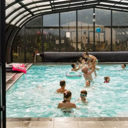 Кемпинг Mobil Moderne Avec Terrasse Pour 4 Personnes - Api-1-52-468 *